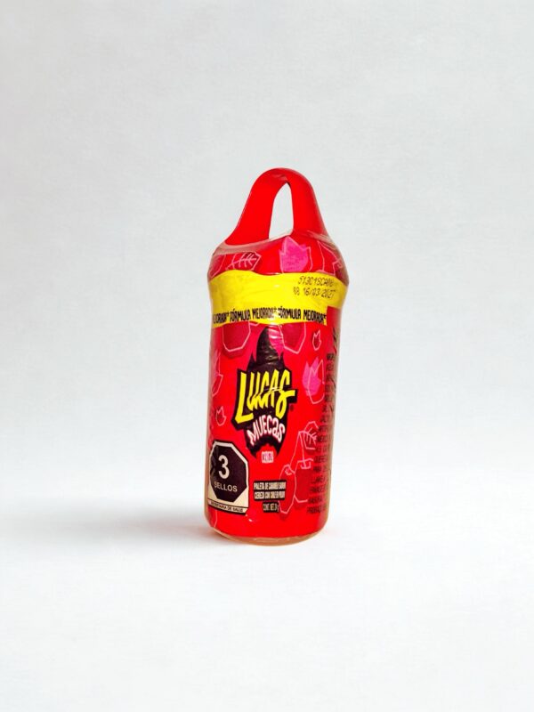 Lucas muecas cereza