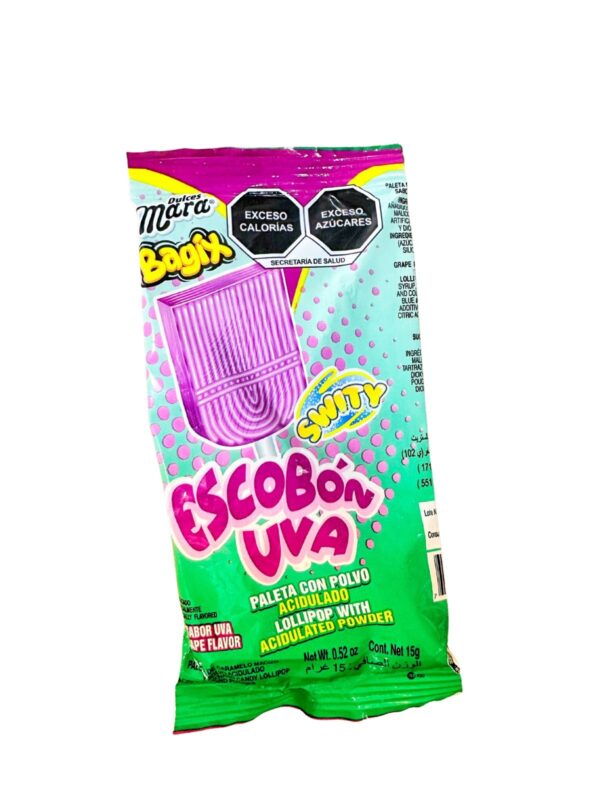 Escobón de uva con polvo